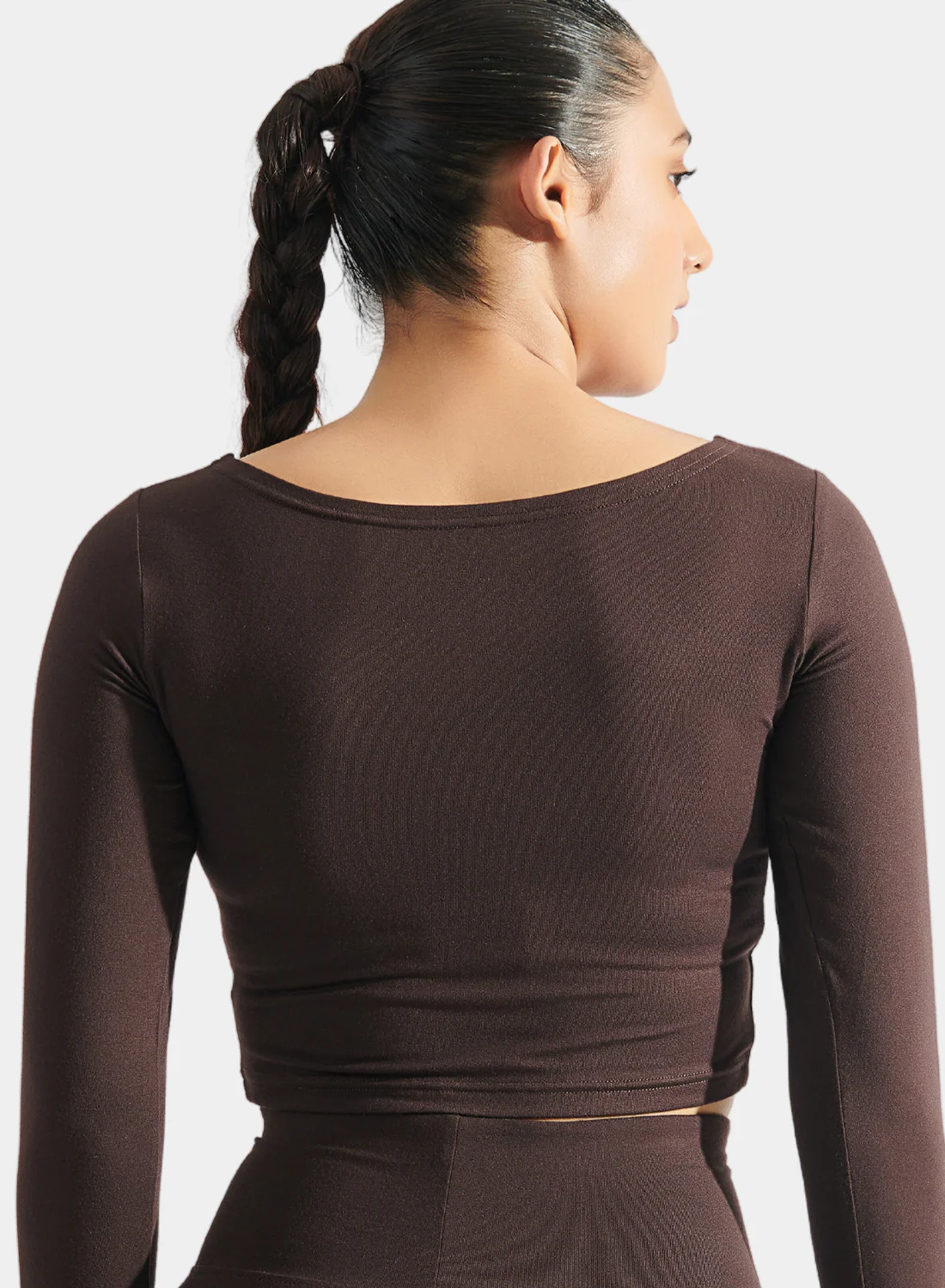 Aero Long Sleeve Crop Tee Espresso - Image 5