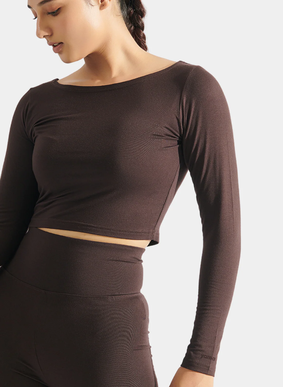 Aero Long Sleeve Crop Tee Espresso - Image 6