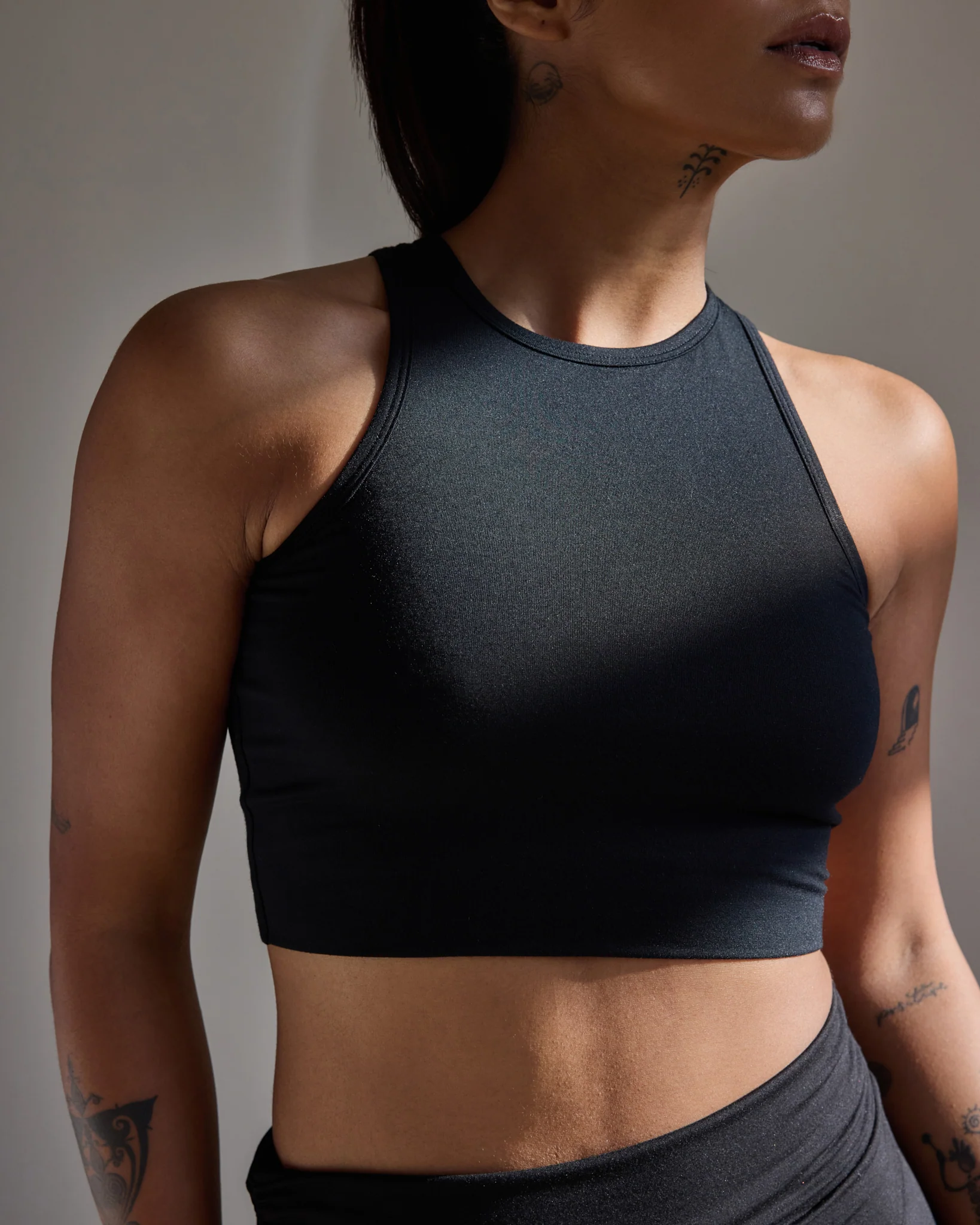 Aero Racer Cropped Top Midnight Black - Image 3