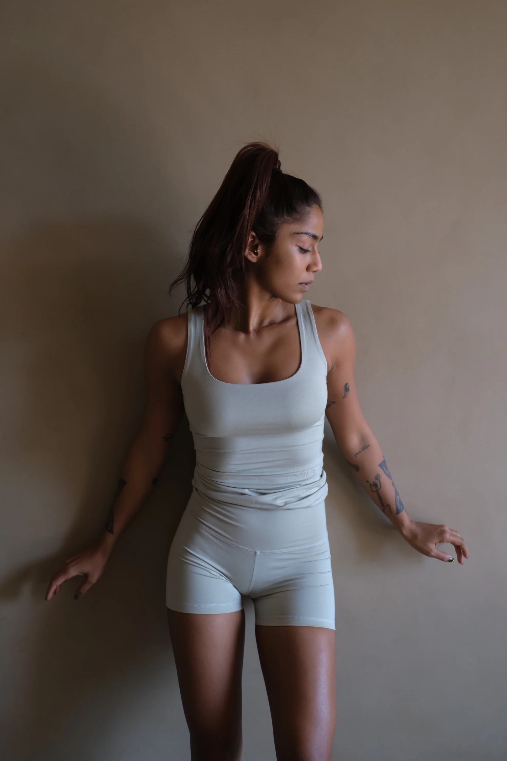Aero Set Tank Top and Hot Shorts Alfa Beige - Image 7