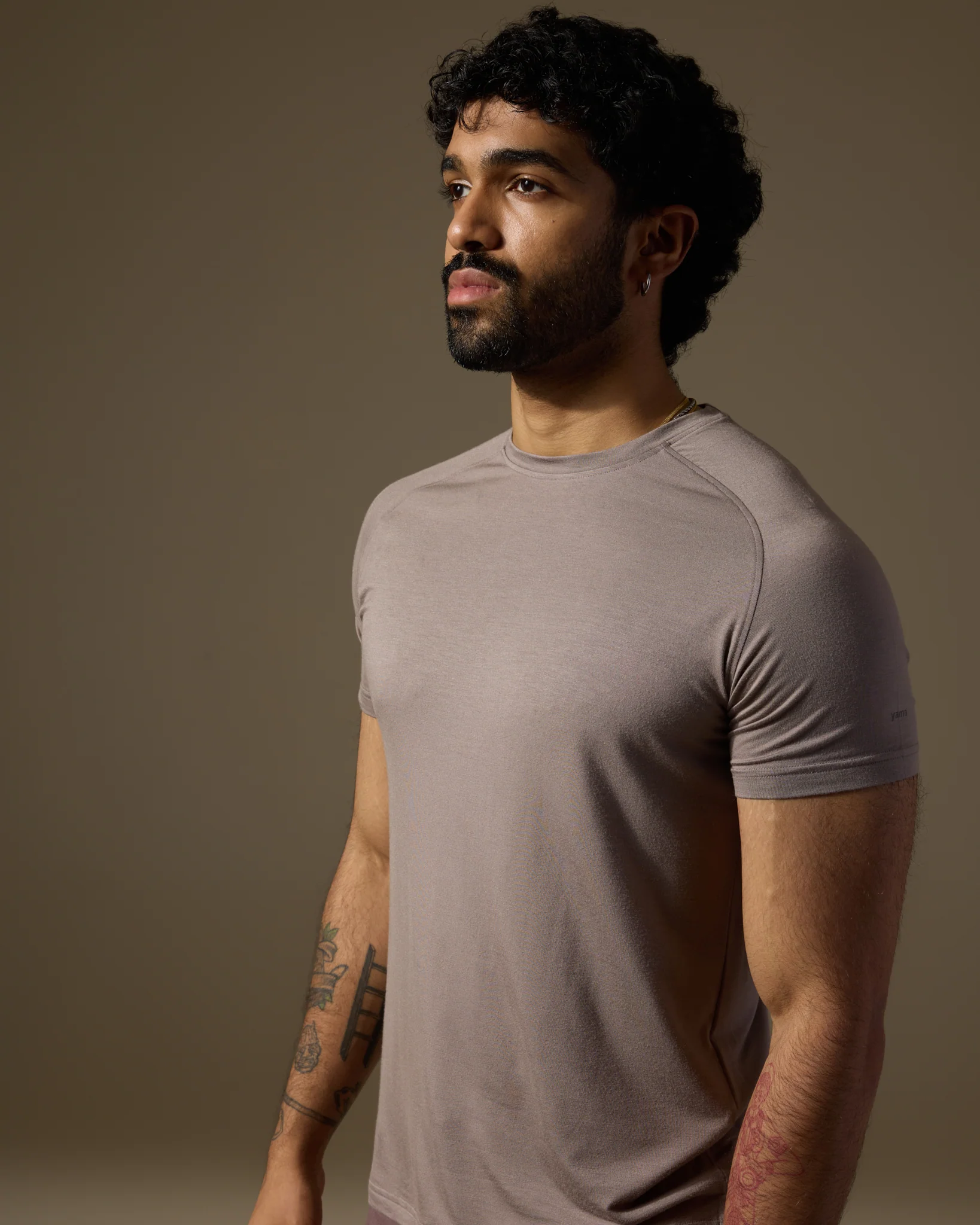 Aero Set Sand Grey Slim Fit Short Sleeve Tee and Dusty Fig Pants - Image 4