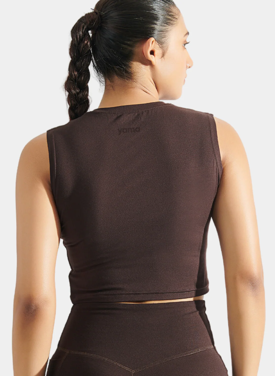Aero Sleeveless Crop Tee Espresso - Image 3