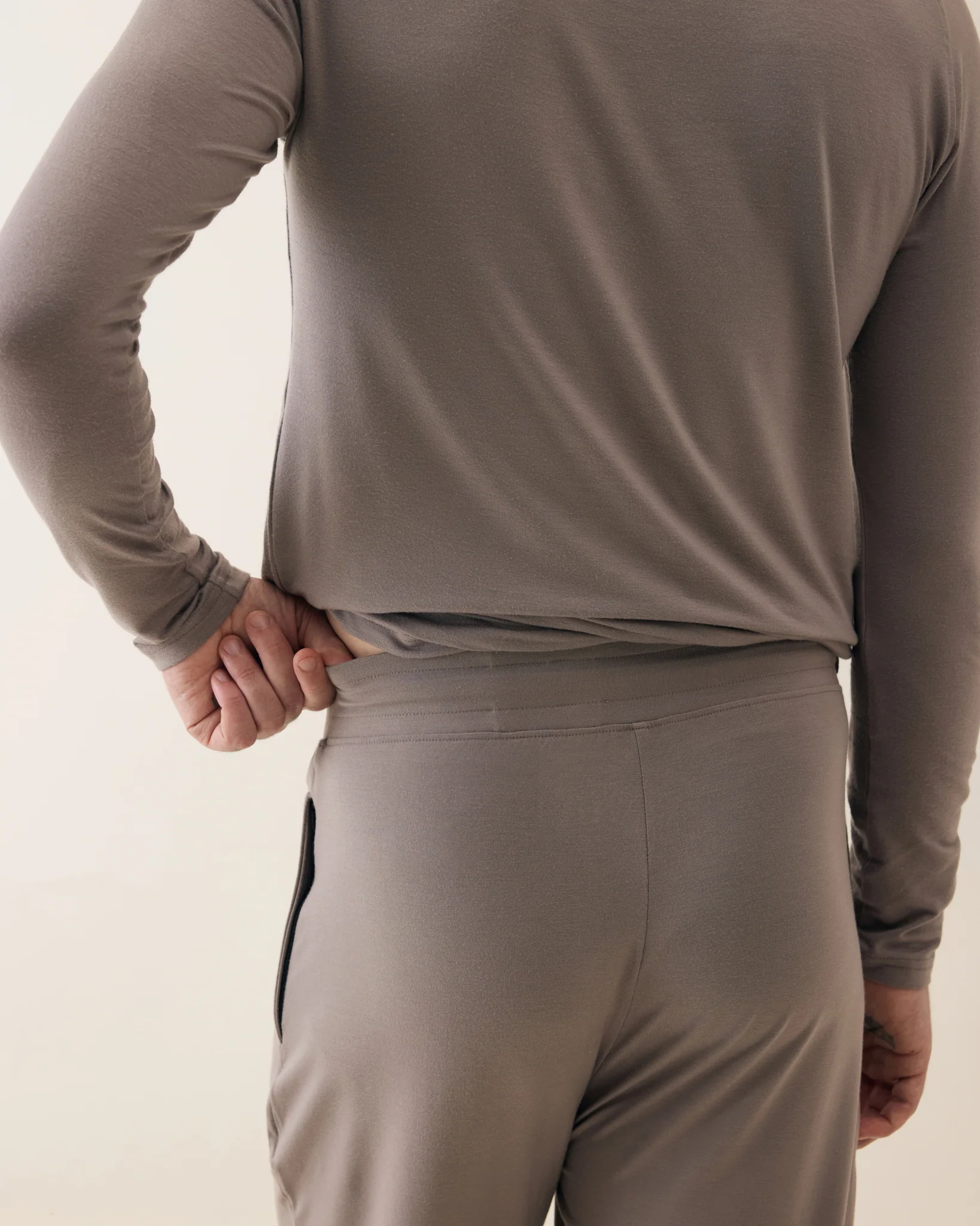 Aero Straight Fit Yoga Pants Sand Grey - Image 4