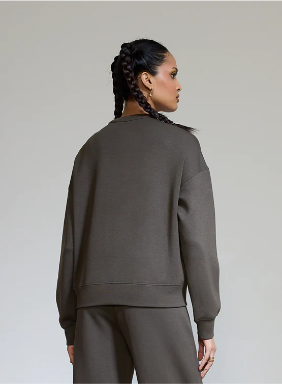 Aeroclouds Womens Retreat Crew Neck Olive - Image 4