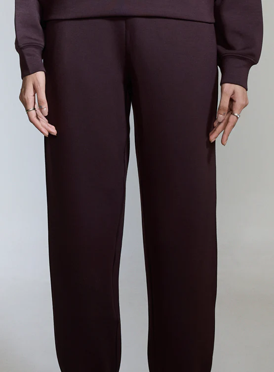 Aeroclouds Women's Retreat Jogger Pants Espresso - Image 4