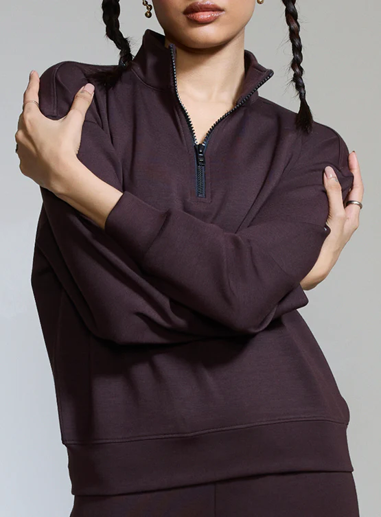 Aeroclouds Retreat Turtle Neck Pullover Espresso - Image 4