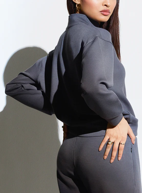 Aeroclouds Retreat Turtle Neck Pullover Stone Grey - Image 5