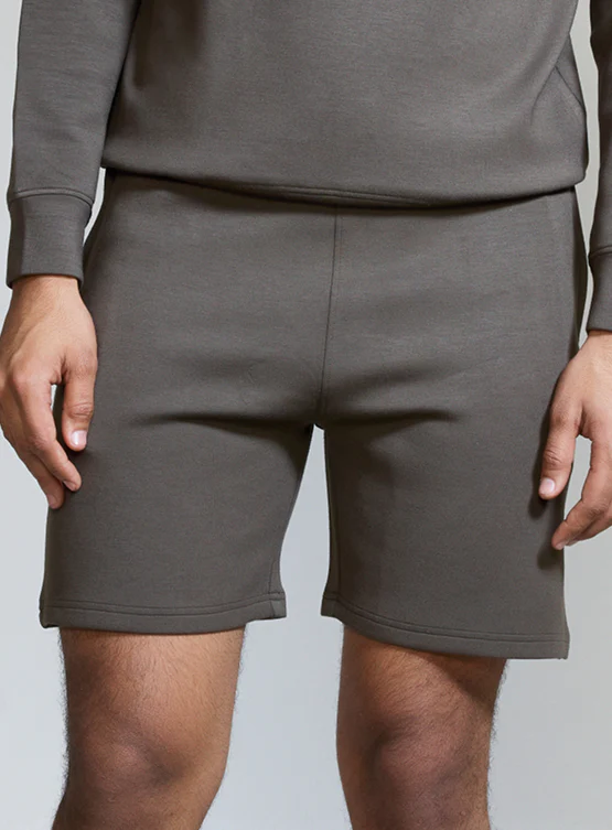 Aeroclouds Retreat Shorts Olive - Image 3
