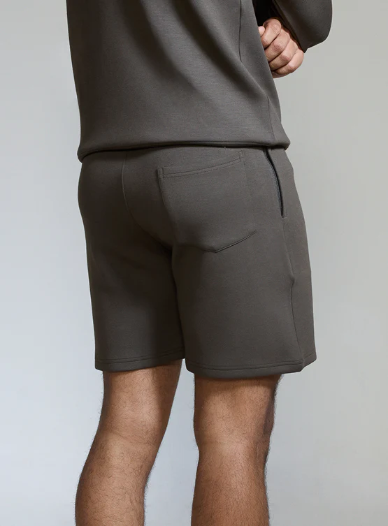 Aeroclouds Retreat Shorts Olive - Image 4