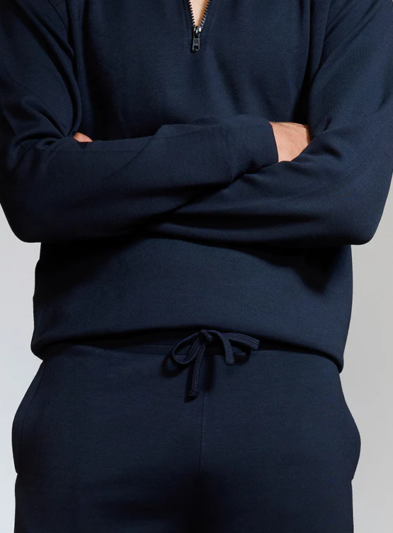 Aeroclouds Retreat Set Full Sleeve Pullover and Shorts Midnight Black - Image 5