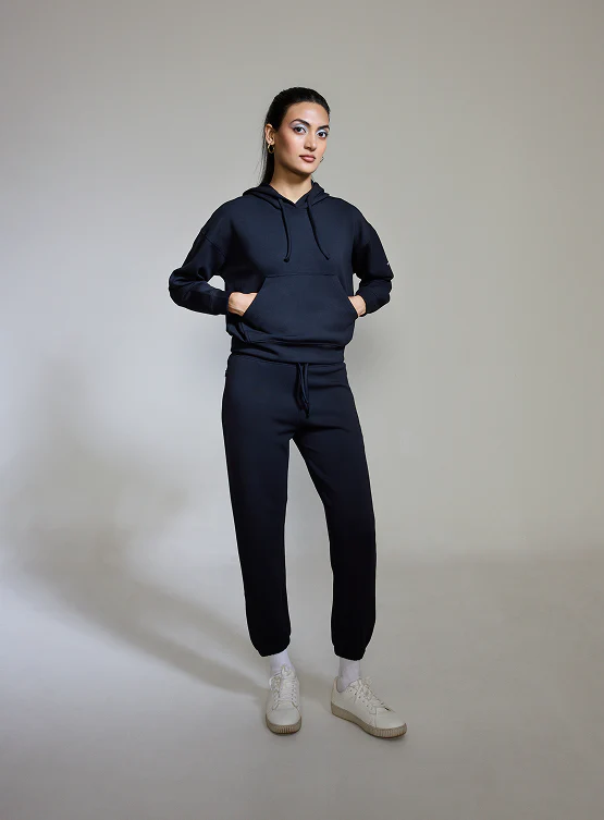 Aeroclouds Womens Retreat Hoodie Black - Image 2