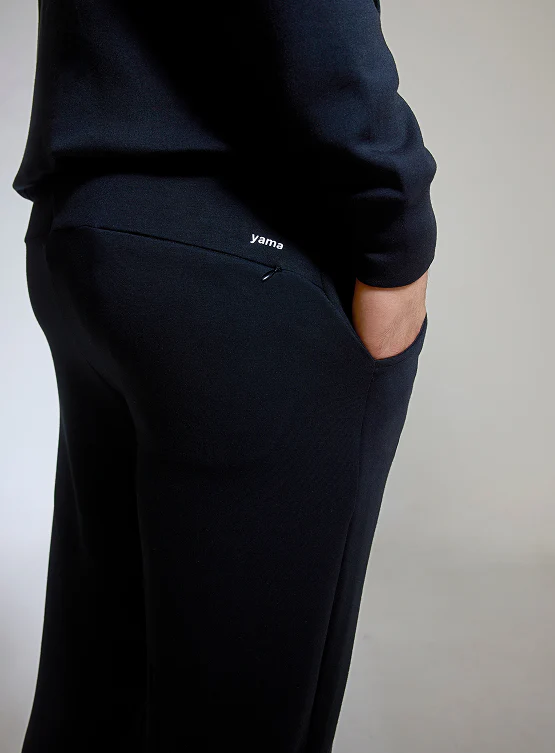 Aeroclouds Mens Retreat Jogger Pants Black - Image 3