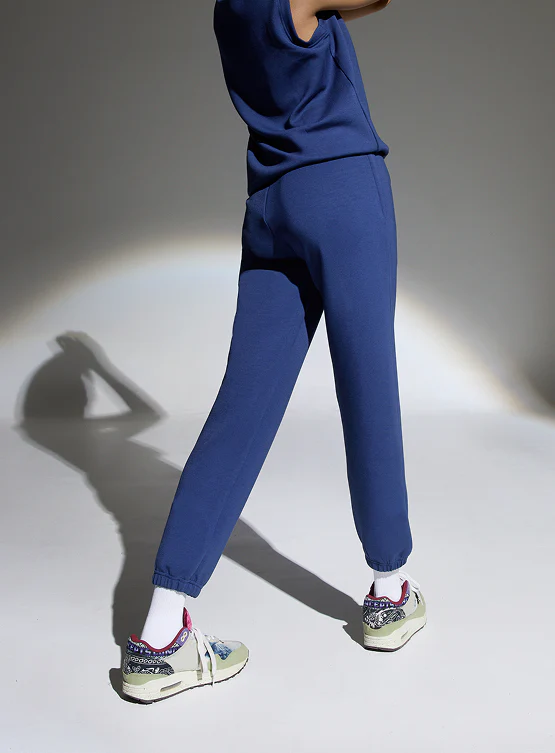 Aeroclouds Women's Retreat Jogger Pants Luna Blue - Image 3