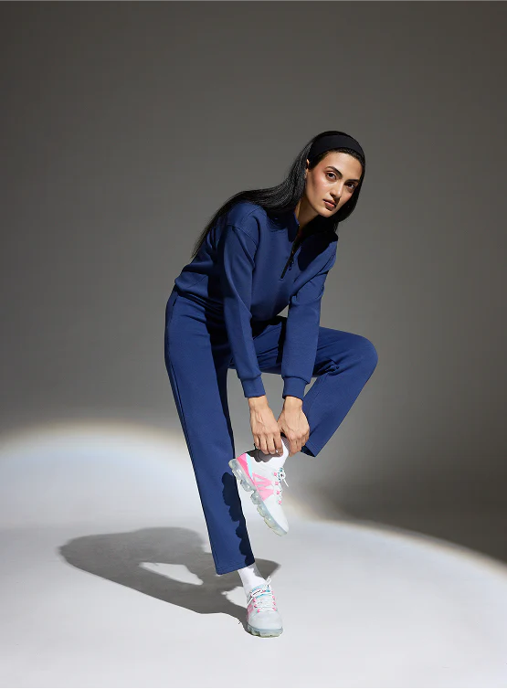 Aeroclouds Retreat Turtle Neck Pullover Luna Blue - Image 5