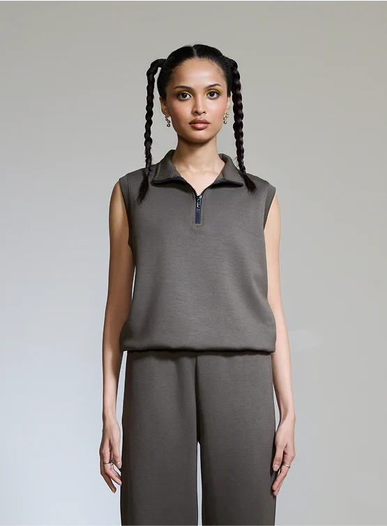 Aeroclouds Sleeveless Half Zipper Retreat Pullover Olive - Image 3