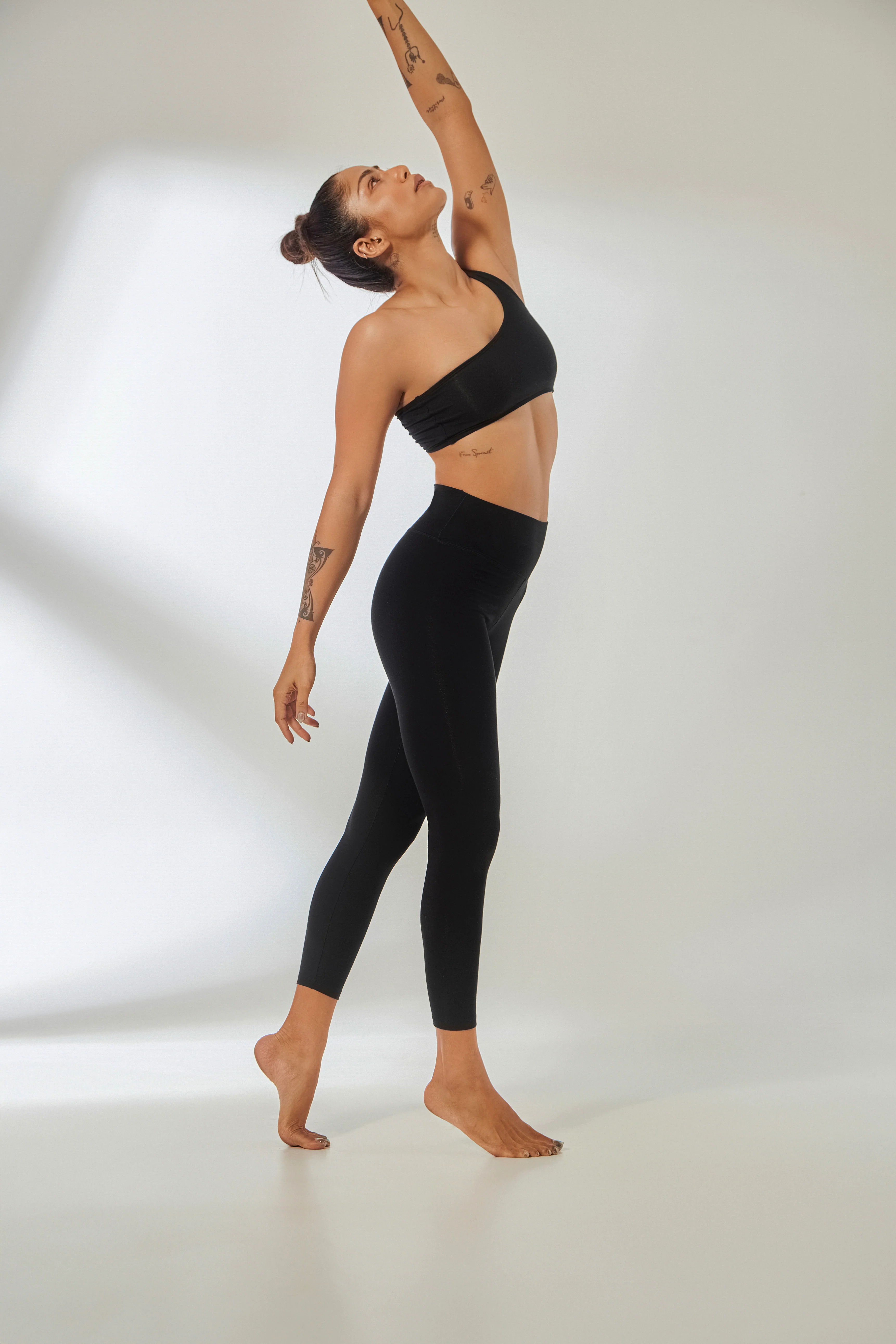 Aero One Shoulder Top Midnight Black - Image 3