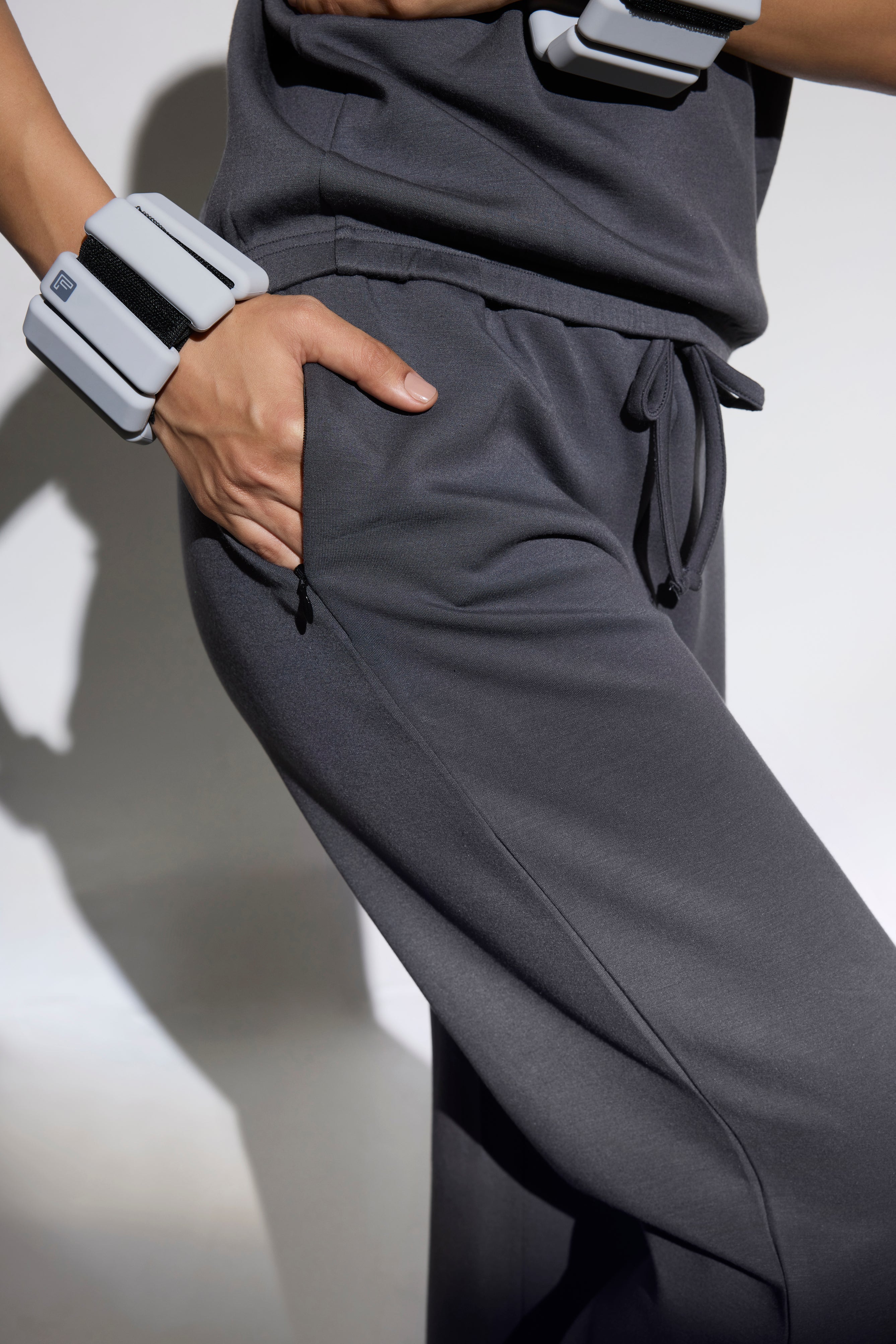 Aeroclouds Retreat Set Pullover and Wide Leg Pants Stone Grey - Image 4