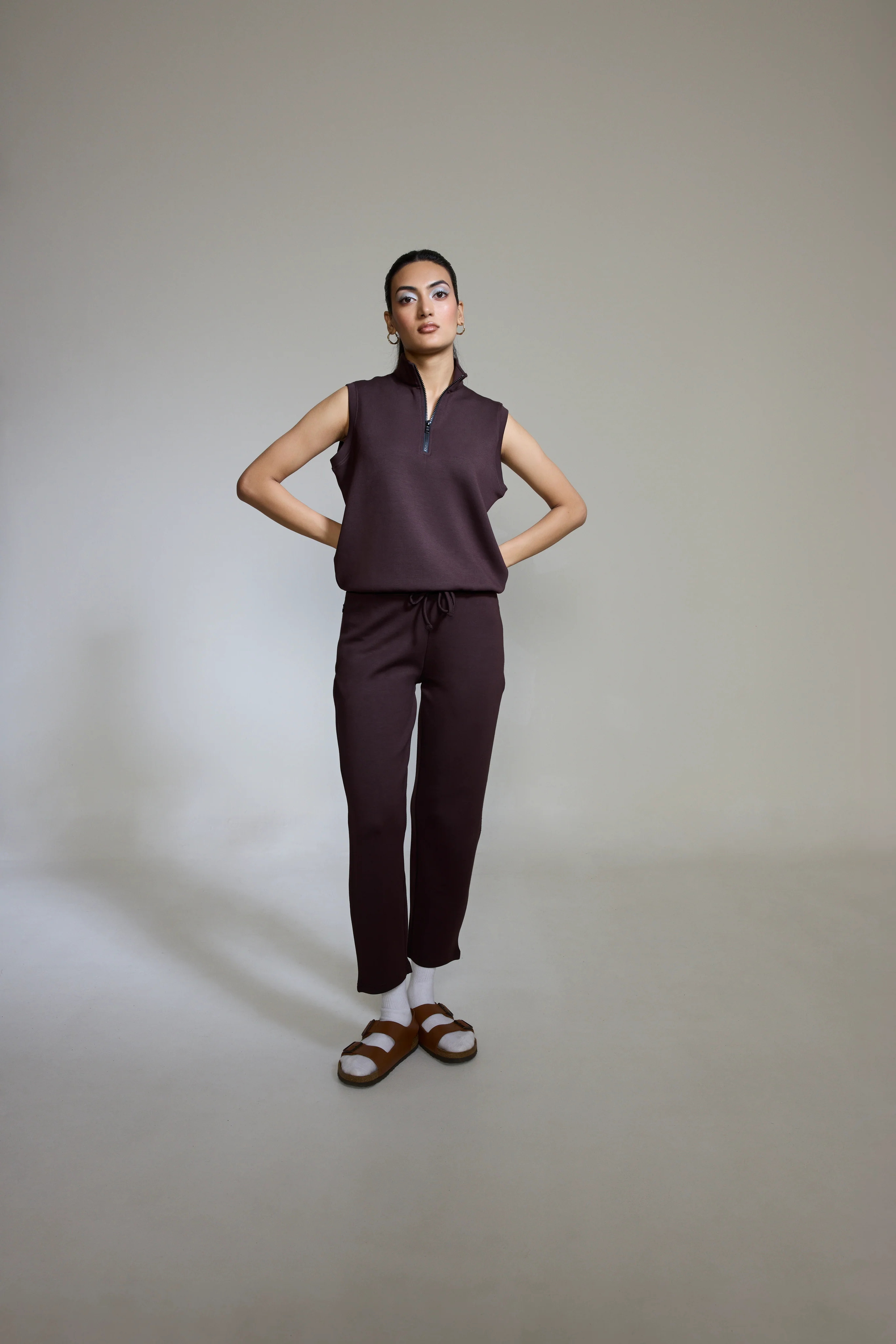 Aeroclouds Retreat Set Sleeveless Pullover and Wide Leg Pants Espresso - Image 2