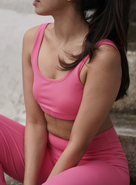 Flo Set Athletic Bra and Flared Yoga Pants Pink Power - Image 3